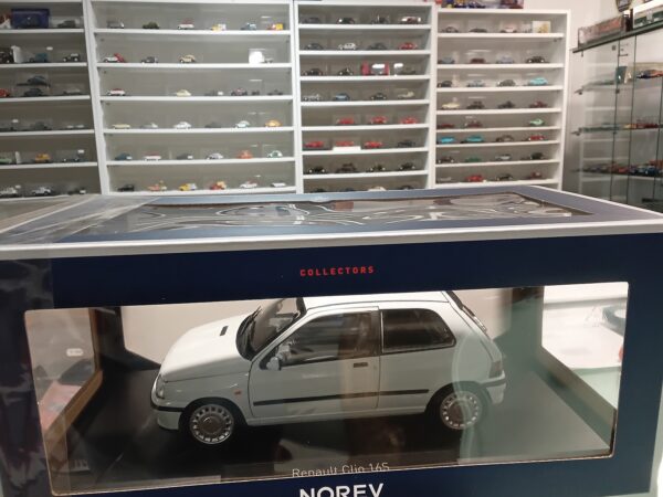 Renault Clio 16S 1991 Blanche 1/18 Norev