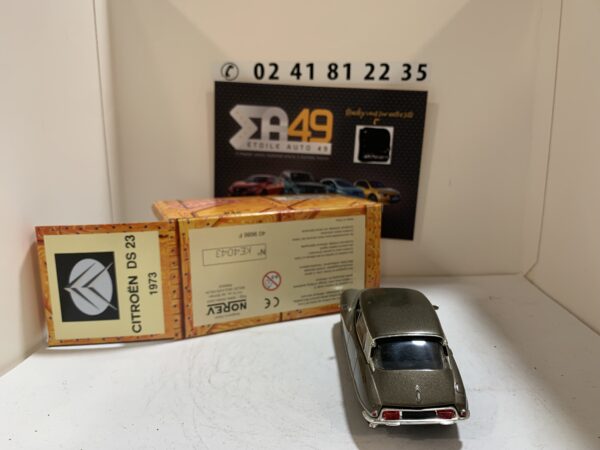 Citroen DS 23 1973 marron Norev 1/43 – Image 3