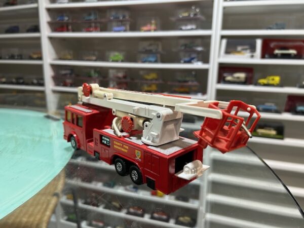 Matchbox Super King K-39 Snorkel Fire Engine 1979 – Image 4