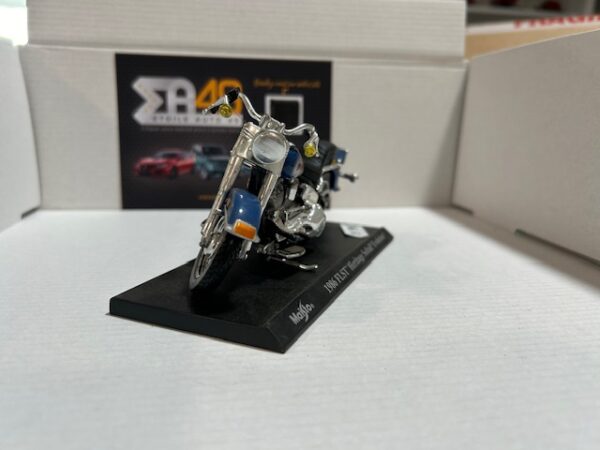 Harley 1986 FLST Heritage Softail Evolution 1/18 – Image 2