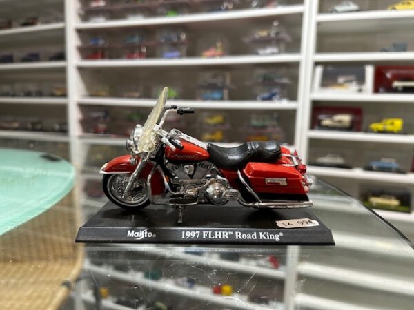 Maisto 1997 FLHR Road King 1/18