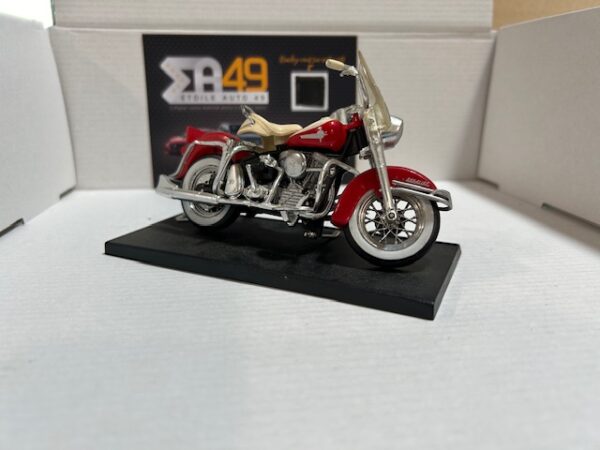 Harley Davidson 1958 FLH Duo-Glide 1/18 – Image 3