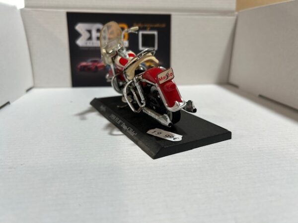 Harley Davidson 1958 FLH Duo-Glide 1/18 – Image 4