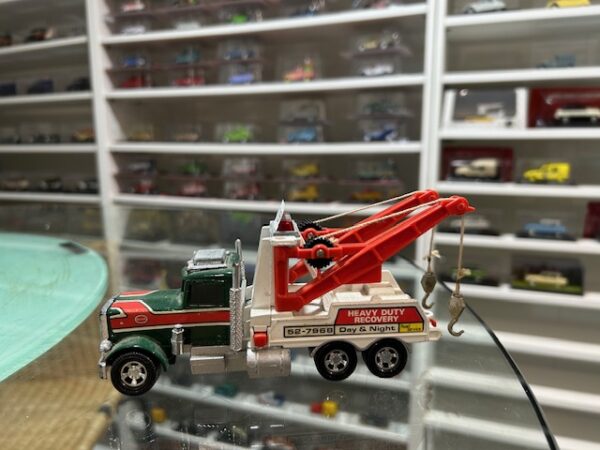 Matchbox Super Kings Peterbilt Truck "Road service"