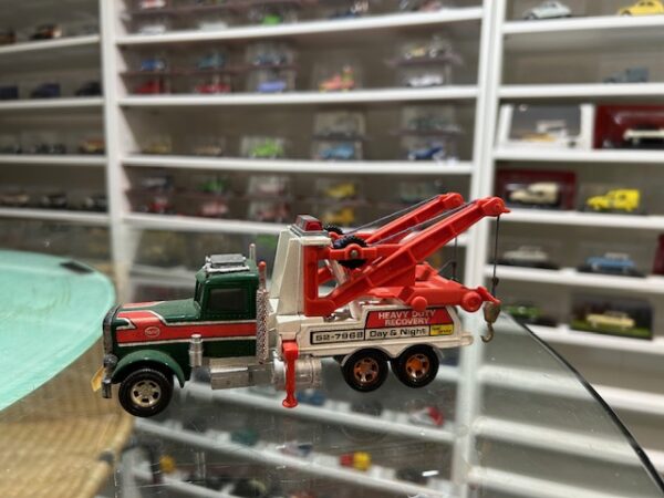 Matchbox Super Kings Peterbilt Truck "Heavy Duty Recovery" 1978