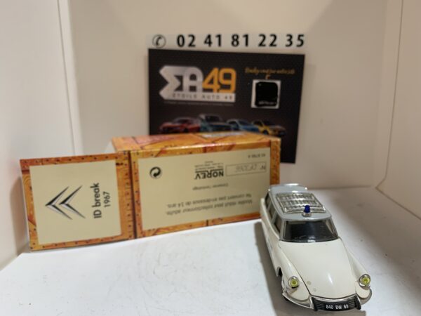 Citroen ID Break 1967 Norev 1/43 – Image 2