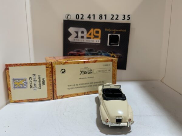 Peugeot 203 Cabriolet 1954 Norev 1/43 – Image 3