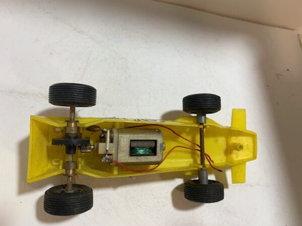 Scalextric Lotus C 27 jaune 1/32 – Image 4