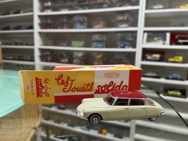 Citroen DS 19 1955 1/43