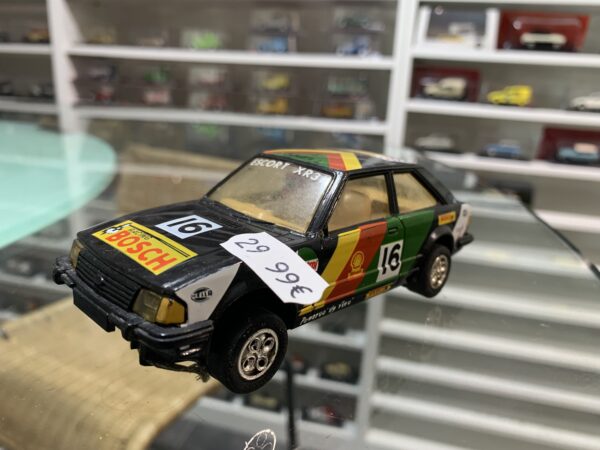 Ford Escort XR3i Scalextric 1/32