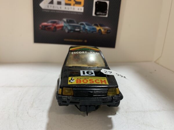 Ford Escort XR3i Scalextric 1/32 – Image 3