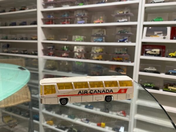 Bus Air Canada Majorette 1/87