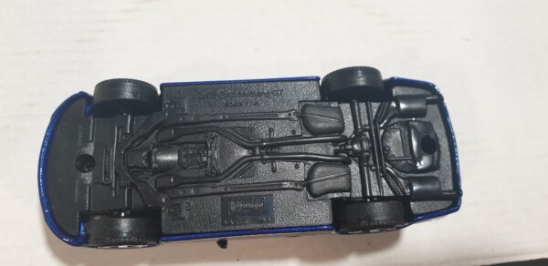 Ford Mustang GT 2008 1/43 Burago – Image 4