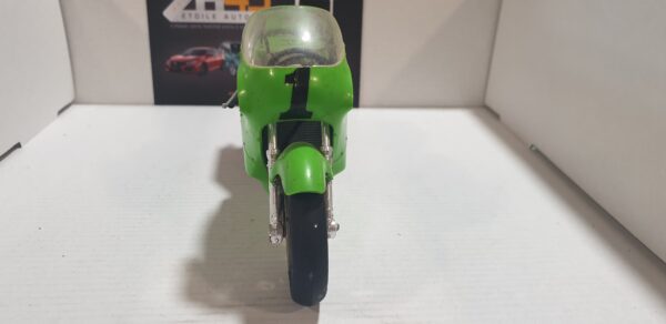 Maquette Kawasaki KR 500 1982 1/12 Tamiya montée – Image 6