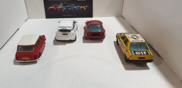Lot de 4 Véhicules Burago 1/43 R18 - Mini - Focus - Mazda RX7 – Image 3