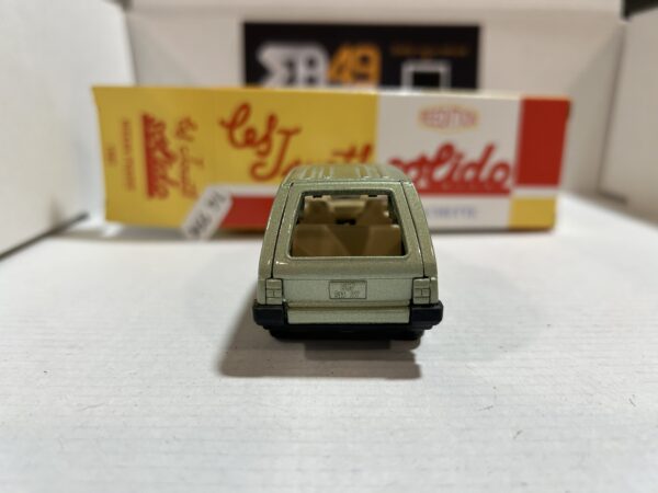 Nissan Prairie 1982 1/43 Solido – Image 3