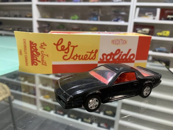 Chevrolet Camaro 1983 1/43 Solido