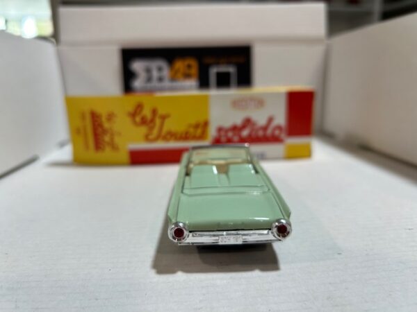Ford Thunderbird 1963 1/43 – Image 3