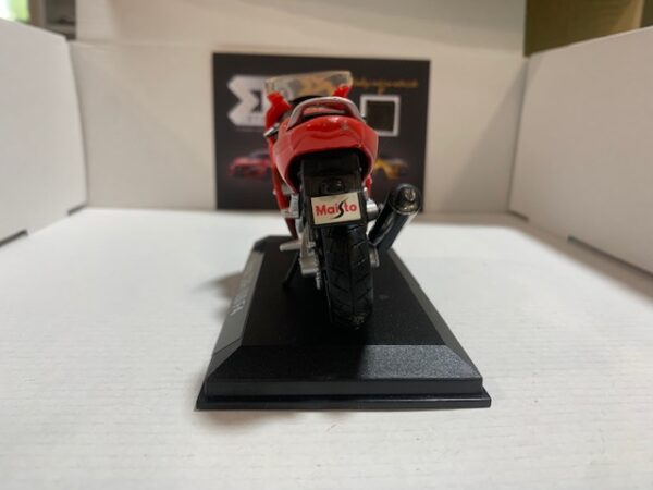 Honda CBR 600 F4 1/18 – Image 3