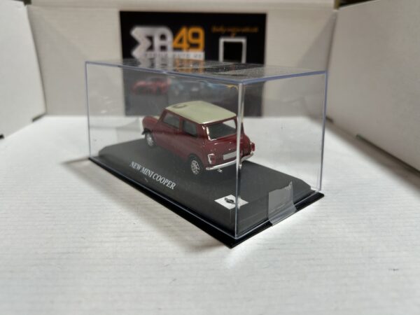 New Mini Cooper 1/43 – Image 4