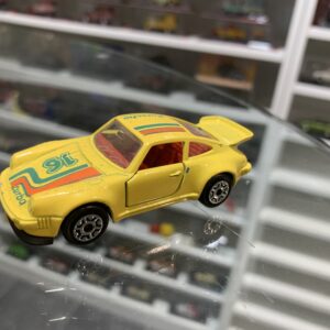 Porsche Turbo N°16 Majorette 1/57