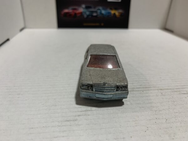 Mercedes 190 E  Majorette 1/59 – Image 2