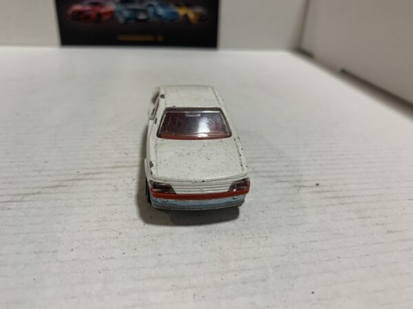 Peugeot 405 MI 16 Majorette 1/62 – Image 2