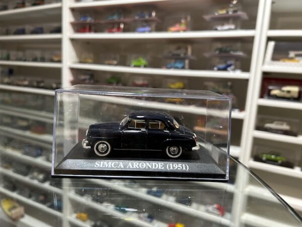 Simca Aronde 1951 1/43