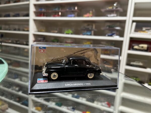Simca Aronde 1952 1/43