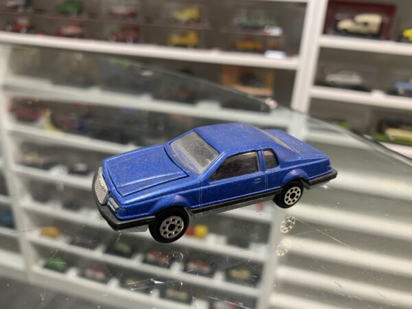Ford Thunderbird Majorette 1/67