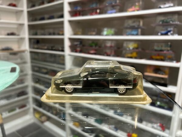 Aston Martin DB9 Solido 1/43