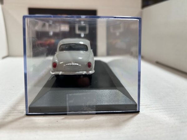 Simca Aronde grise 1/43 – Image 3