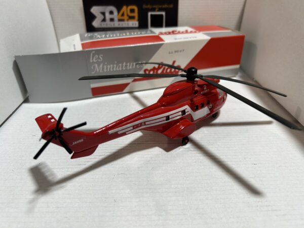 Hélicoptère Air Ambulance Solido – Image 3