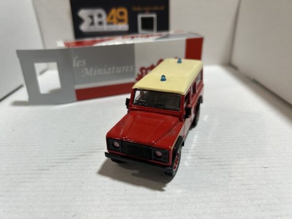 Land Rover Defender Pompiers Solido 1/43 – Image 2