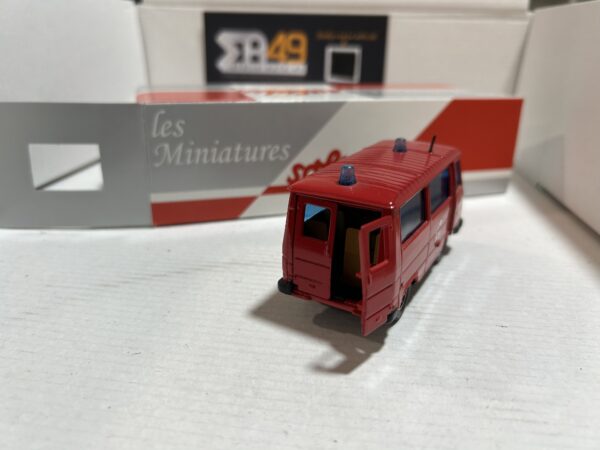Peugeot J9 Pompiers Solido 1/50 – Image 3
