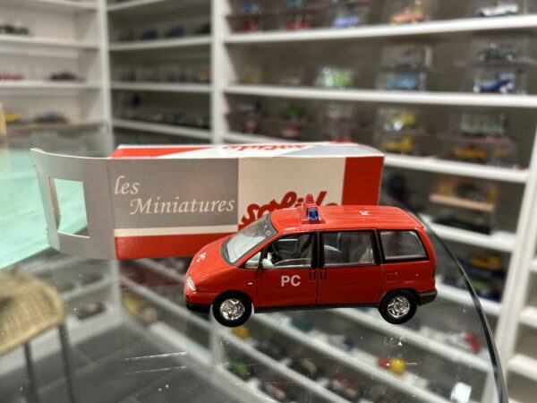Peugeot 806 Pompiers PC Solido 1/43