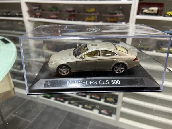 Mercedes CLS 500 1/43
