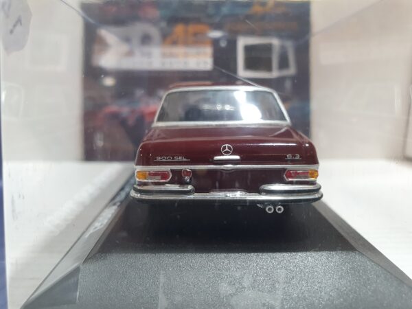 Mercedes-Benz 300 SEL 1/43 – Image 3