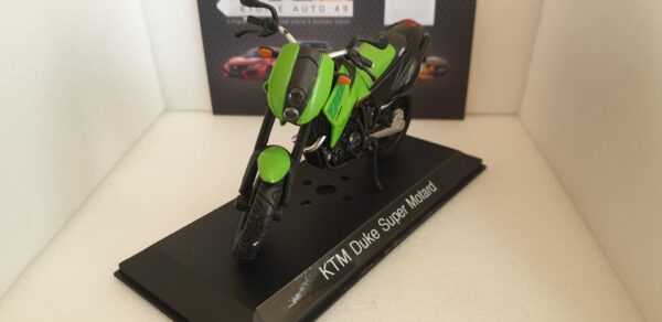 KTM Duke Super Motard 1/18 – Image 2
