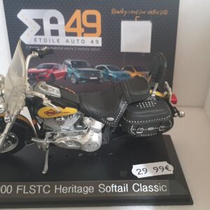 Harley Davidson 2000 FLSTC Heritage Softail Classic 1/18