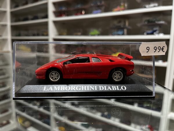 Lamborghini Diablo rouge 1/43