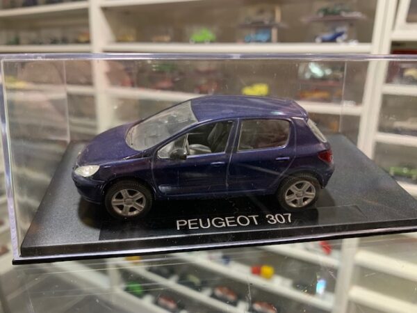 Peugeot 307 bleu 1/43