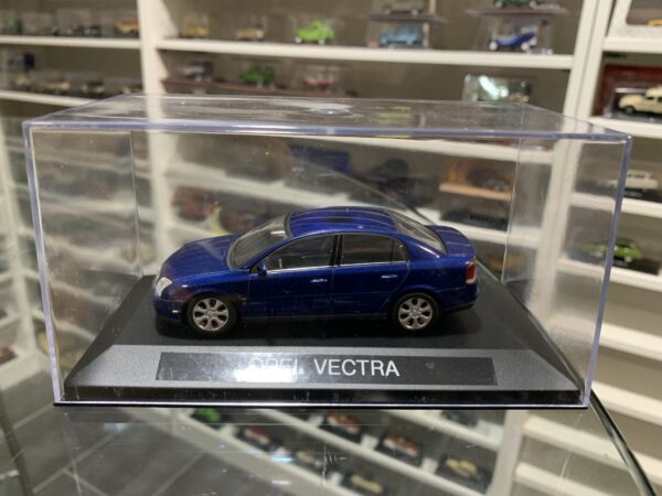 Opel Vectra Bleue Nuit 1/43
