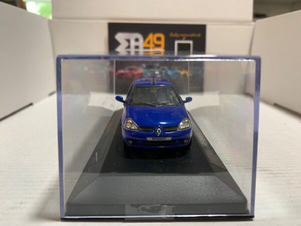 Renault Logan bleu 1/43 – Image 2
