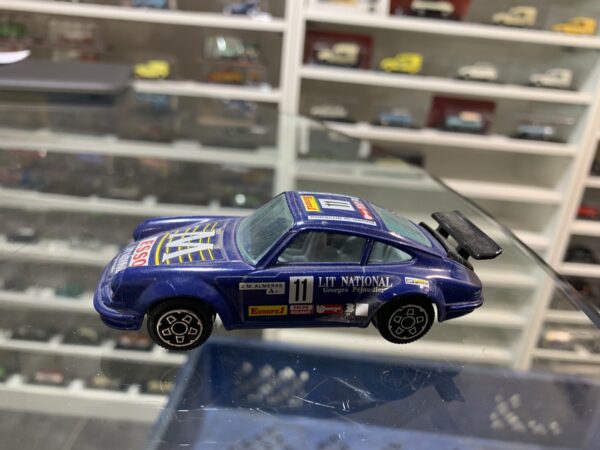 Porsche 911 Esso Burago 1/43