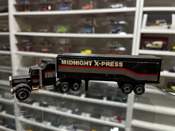 Matchbox Lesney Kenworth Midnight Express 1/87 1981