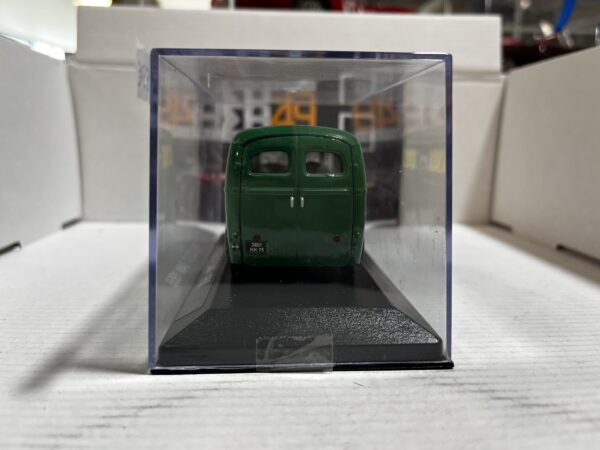 Peugeot D4A Perrier 1957 1/43 – Image 3