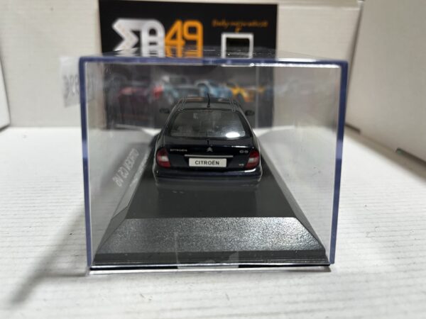 Citroën C5 V6 "exclusive" 1/43 – Image 2