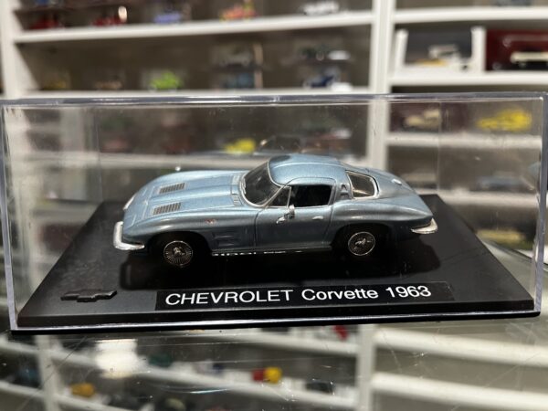 Chevrolet Corvette stingray 1963 1/43