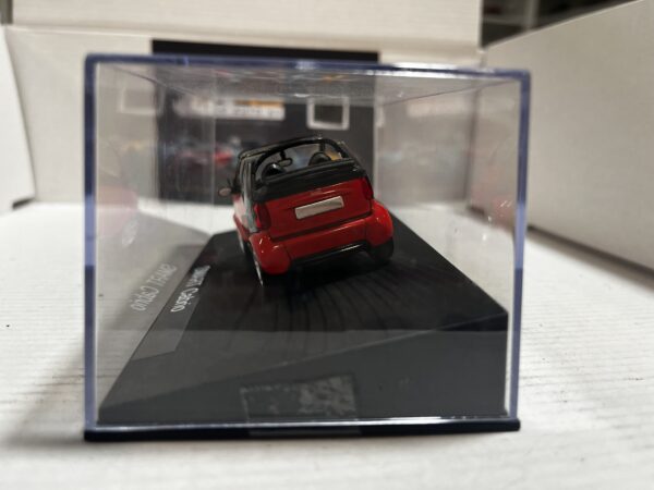 Smart Cabrio Rouge et Noire 1/43 – Image 3